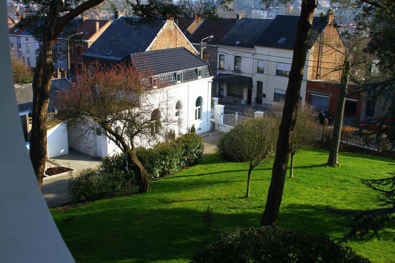 Gîte de la Conciergerie du Cheval Blanc Luttre Extérieur photo